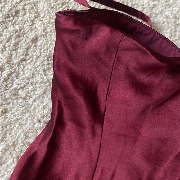 L’AGENCE Sayla Silk Gown in Dark Port Size 4 - Picture 10 of 13